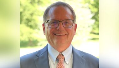 A hospital’s next chapter: Why Dr. Brad Stancombe delayed retirement for Vanderbilt Clarksville Hospital