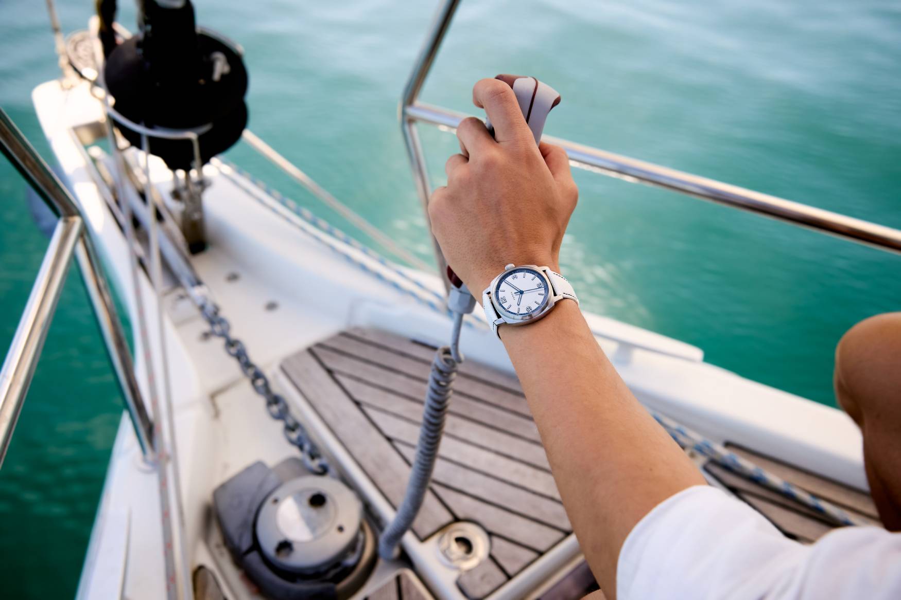 Fears Brunswick 40 ‘Helmsman’ ES Radio Wrist Shot (1)