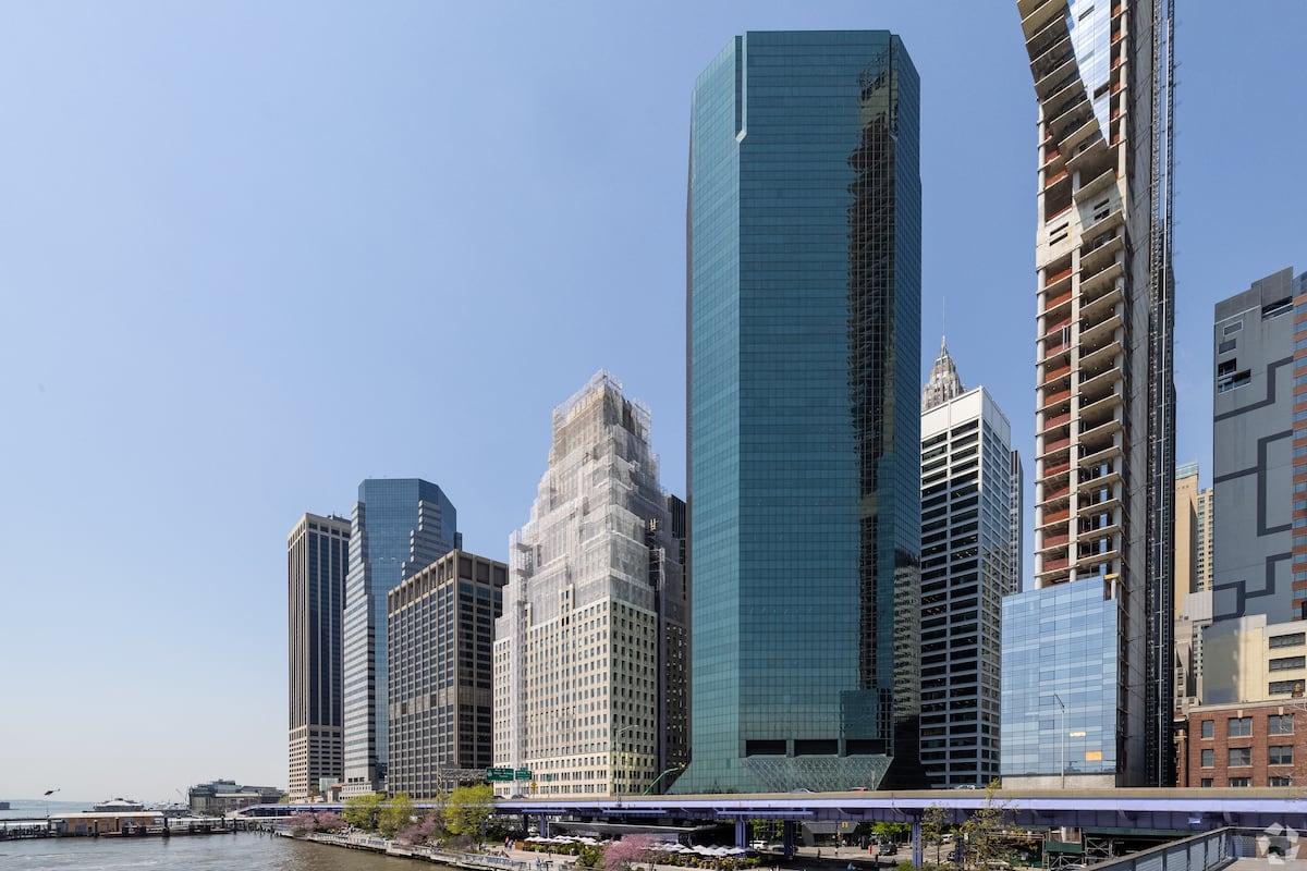 City school workers fund expands Water Street offices in 30-year lease - Crain's New York Business
