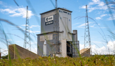 P160C based booster for Ariane 6 arrives at the launch pad