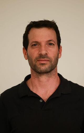 ד"ר אלחנן קוינט, רופא כירורג, מחוז דרום מכבי שירותי בריאות