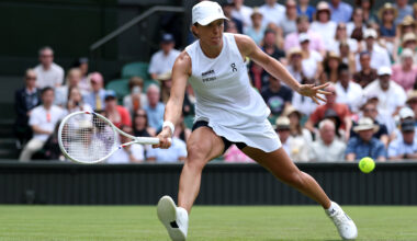 Swiatek's Wimbledon title defense begins with hard-earned win over Townsend