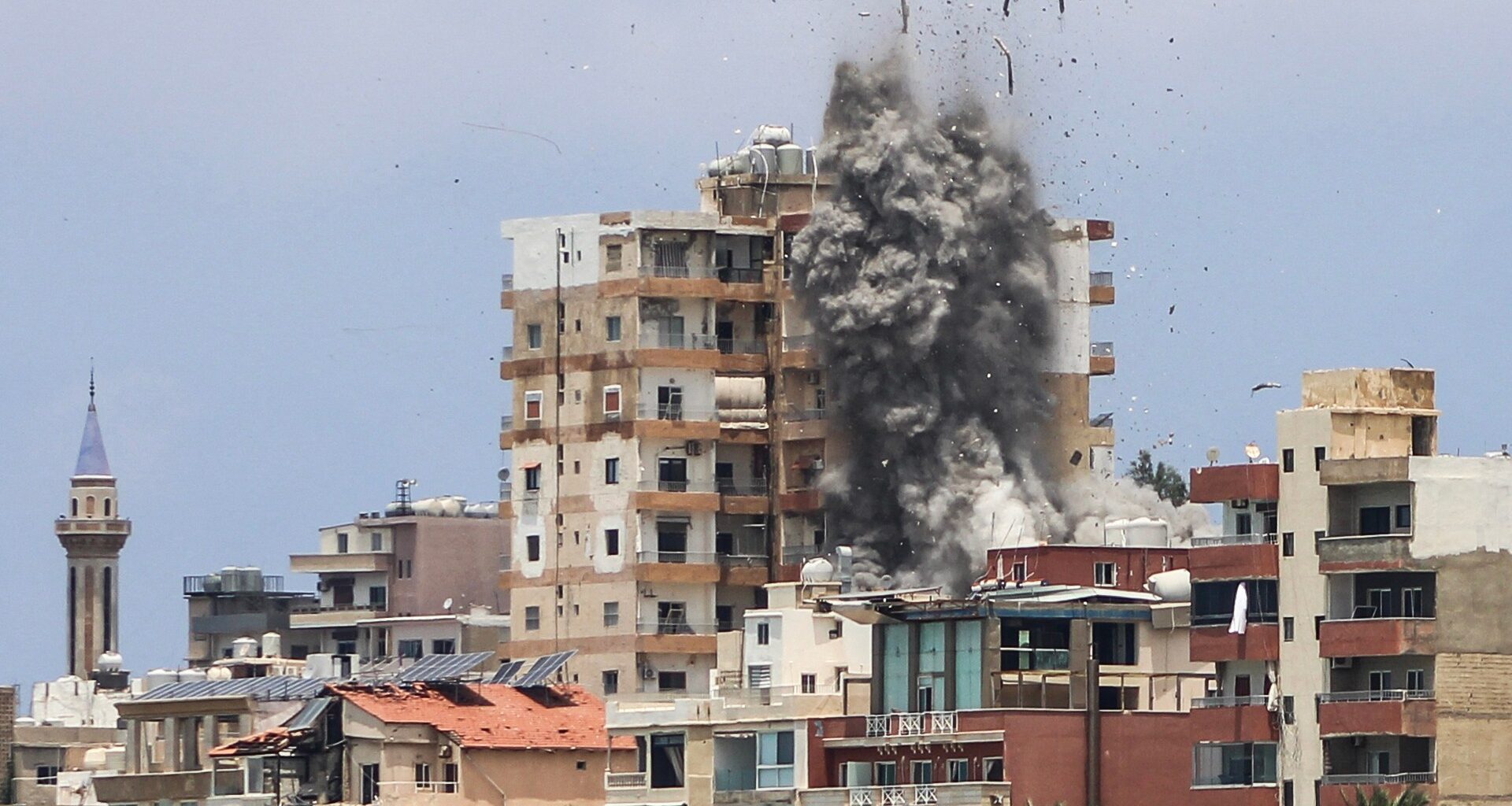 Israel kills 17 in Lebanon as Trump says US-Iran in ‘final throes’ of deal | Benjamin Netanyahu News
