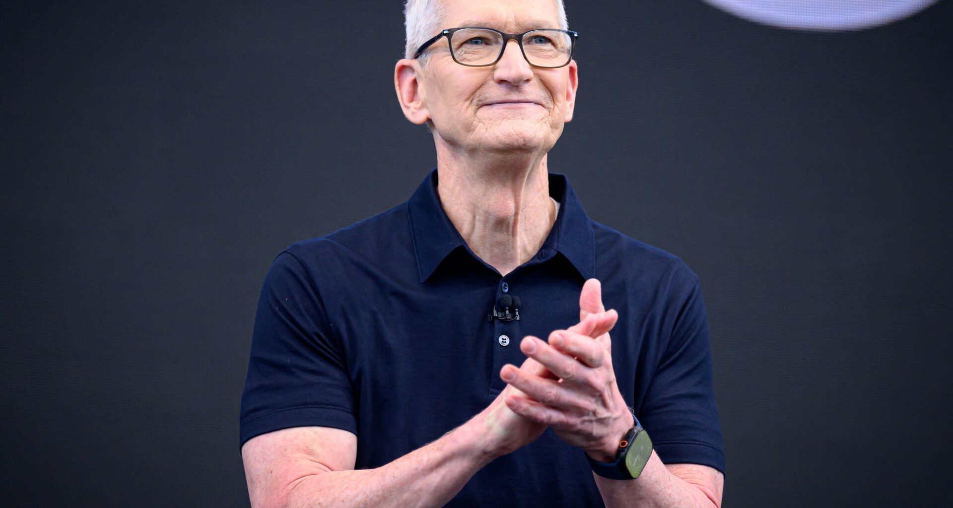 Apple CEO warns price rises ‘unavoidable’ amid AI boom | Business and Economy News