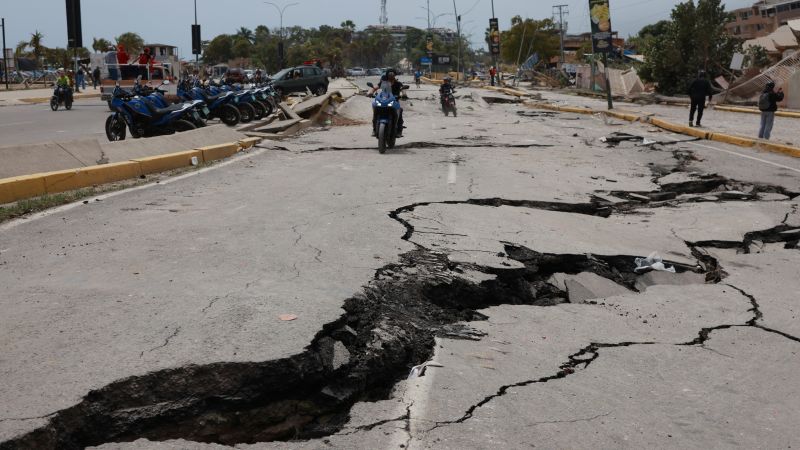 Live updates: Venezuela earthquakes, death toll rises, rescue effort underway