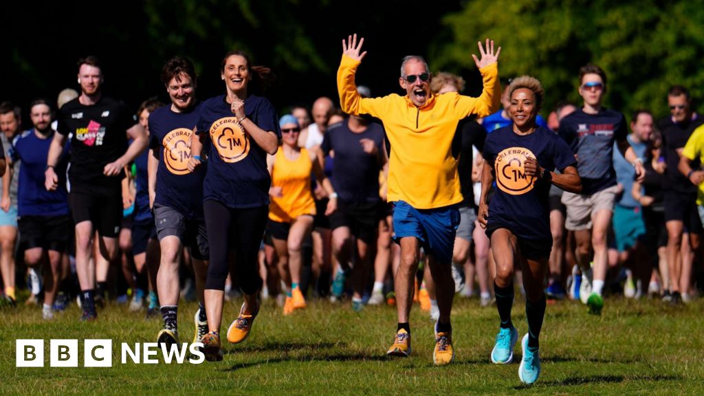 Parkrun founder shares how the events help his mental health - BBC