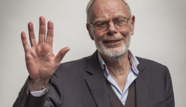 Legendary BBC radio host Bob Harris to step down from shows due to ill health