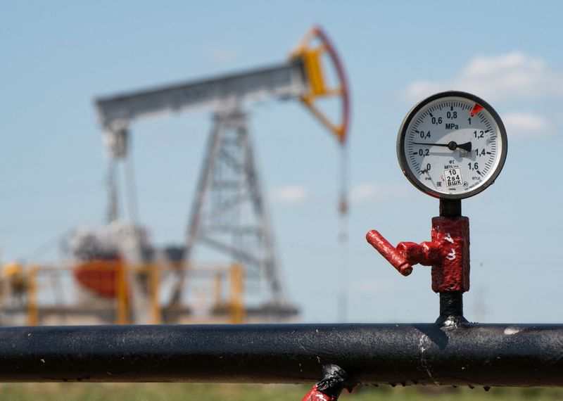 Oil little changed on uncertainty over US-Iran peace deal