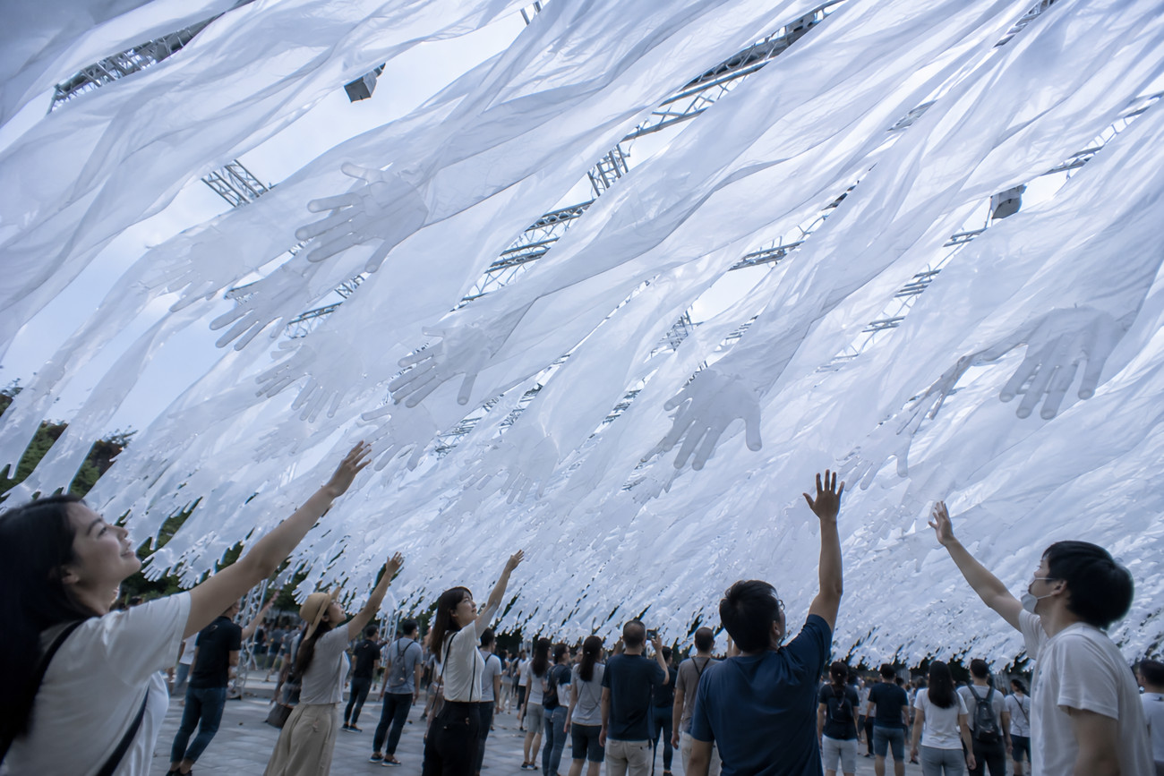 Caressing Zone installation by luzinterruptus