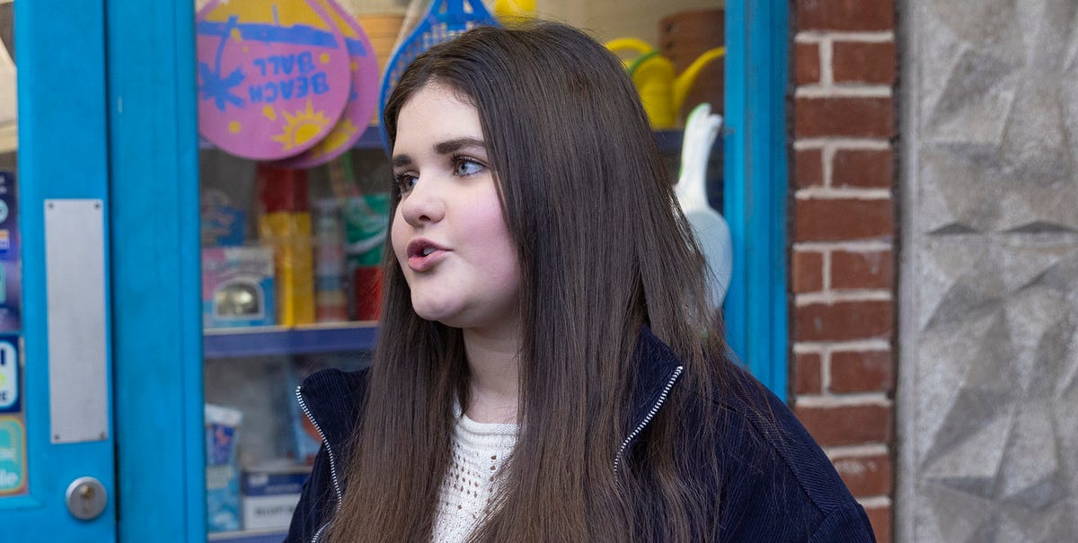 Coronation Street continues Hope's new direction with another intervention