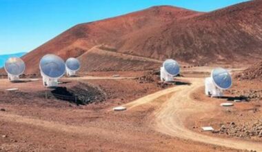 Astronomers trace ghost particle to a distant star-forming galaxy