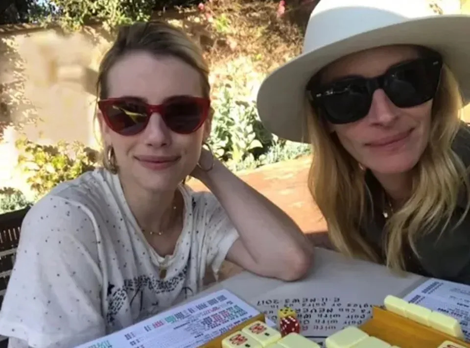 Emma Roberts and Julia Roberts playing mahjong (Instagram @juliaroberts)