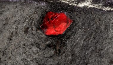 Scientists Cracked Open a Mars Meteorite And Found a Big Surprise : ScienceAlert