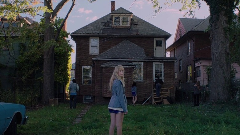 Maika Monroe as Jaime 