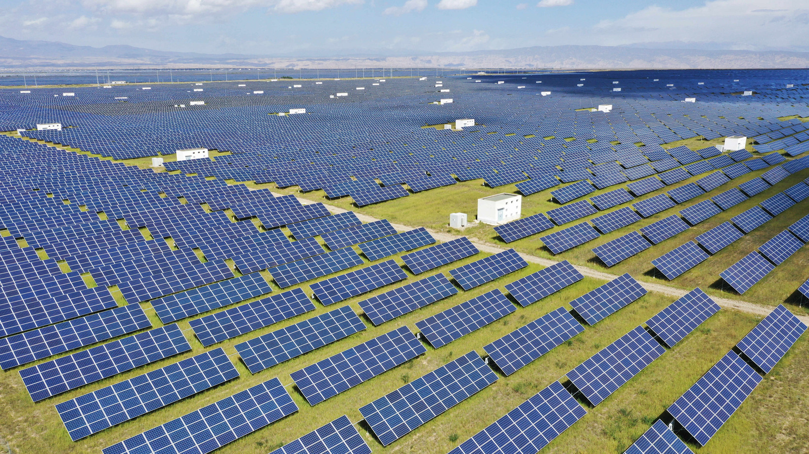 Solar Panel Farms In Tibet Are Having An Unexpected Effect On Local Residents