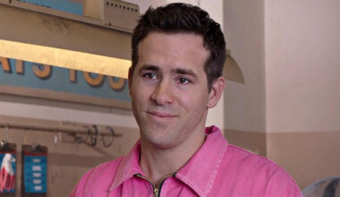 The Brilliant Writer Behind Persepolis Directed Ryan Reynolds' Best Performance