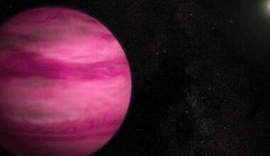 Famous ‘Pink Planet’ harbors a salty surprise
