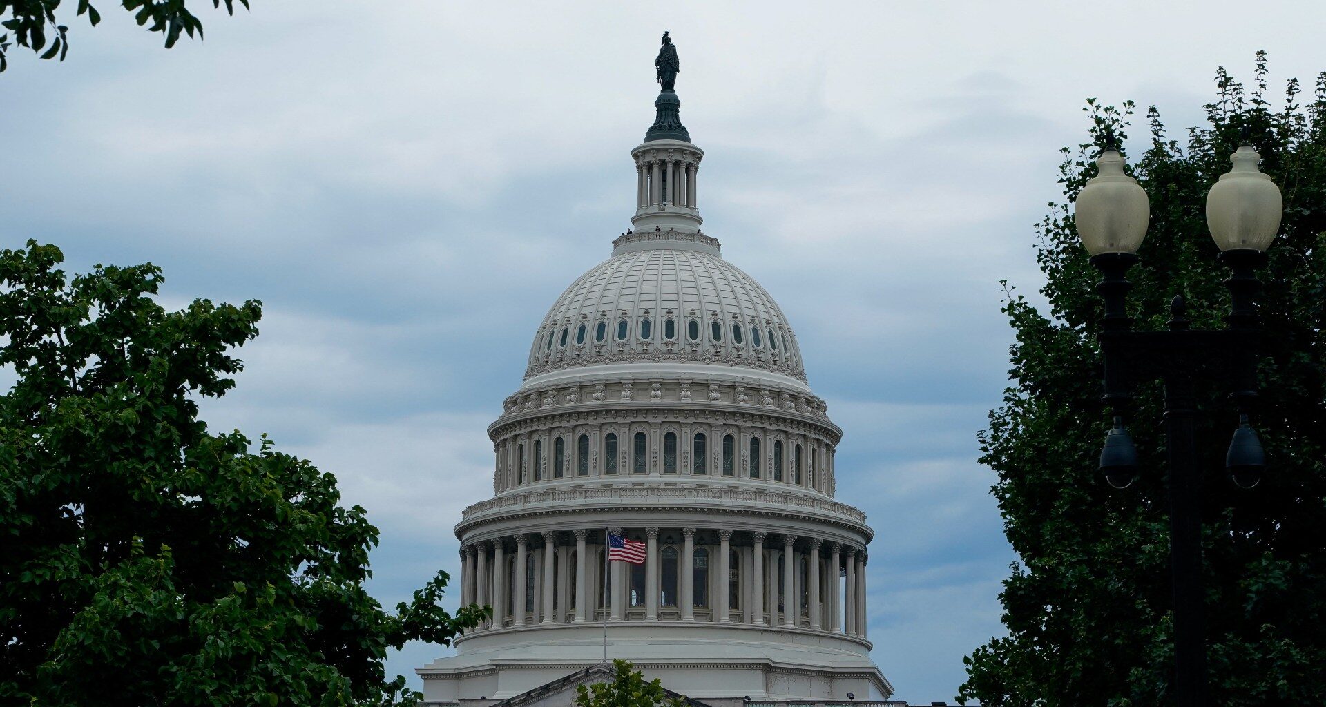 Does Trump have to submit the Iran memorandum of understanding to Congress? | US-Israel war on Iran News
