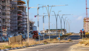 New construction in Israel credit: Shutterstock