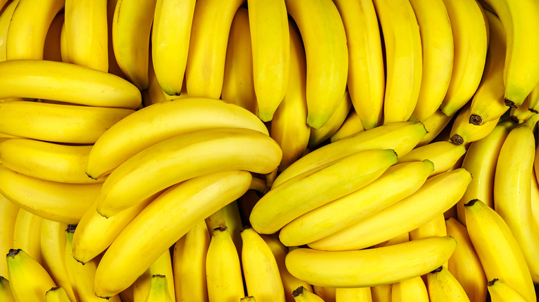 A collection of yellow bananas.