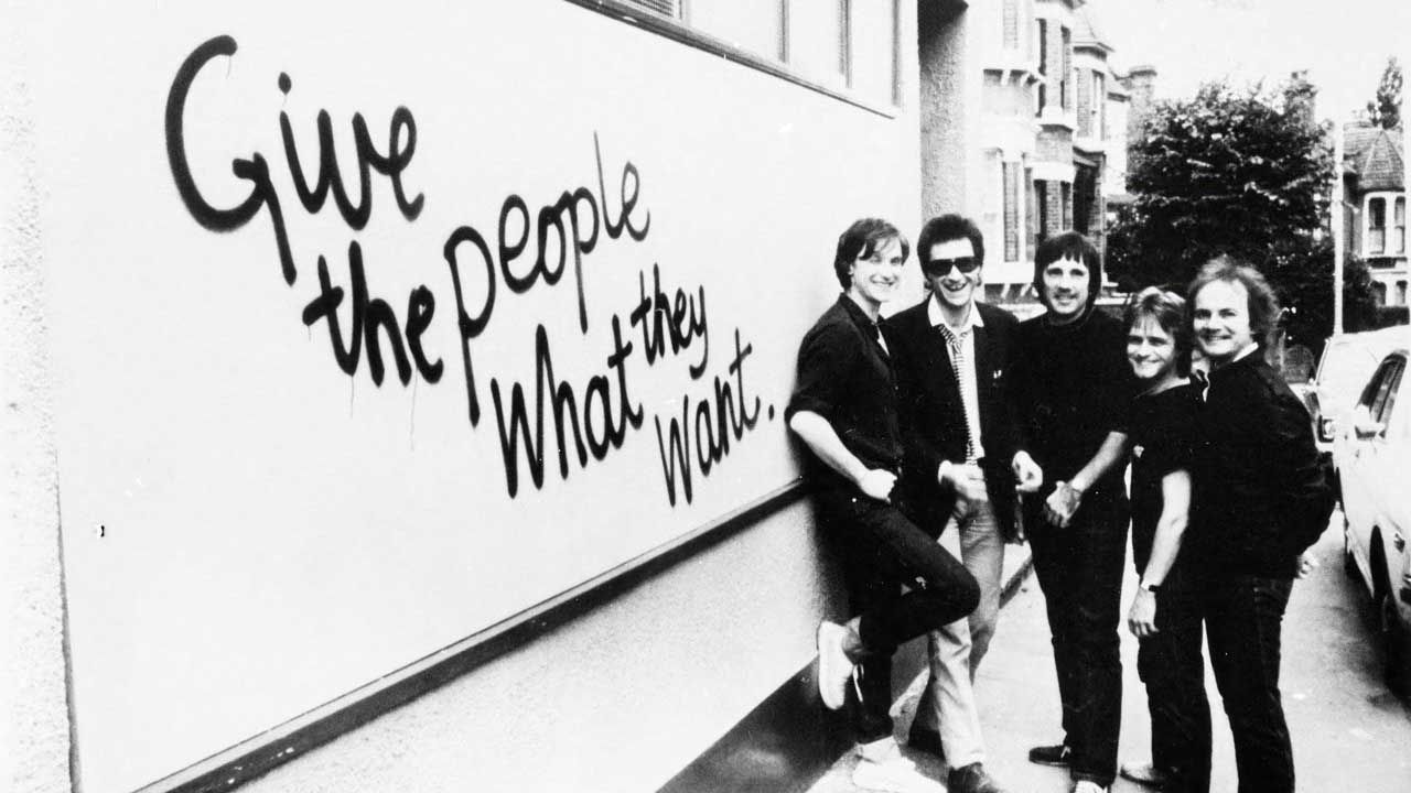 The Kinks: Give The People What They Want album review