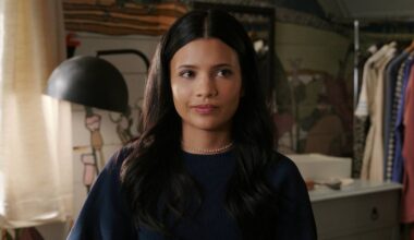 My_Life_With_the_Walter_Boys_n_S2_E5_00_03_53_13R