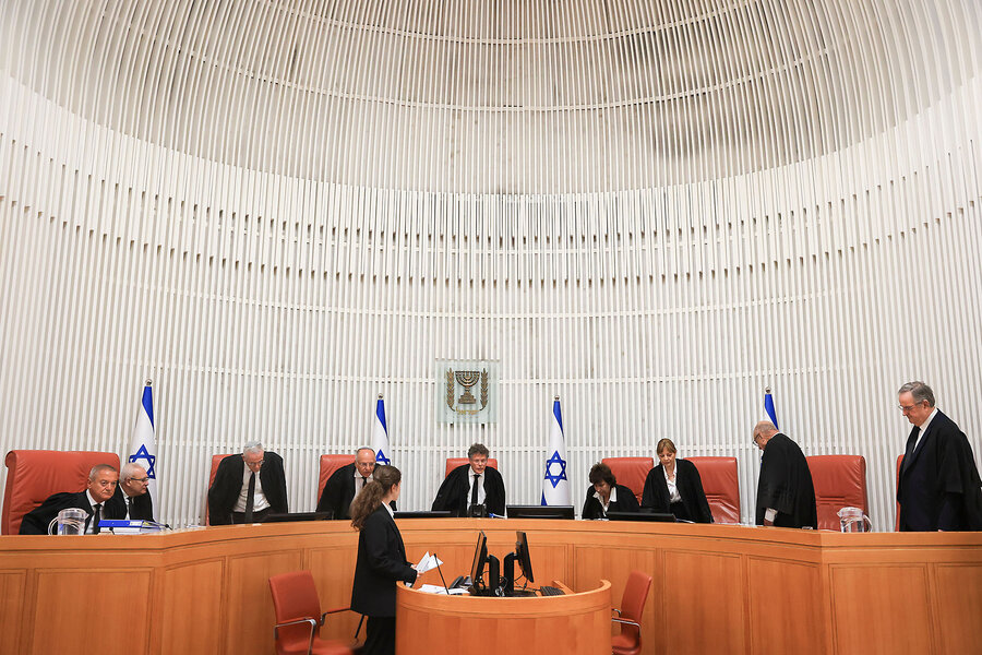 Israeli democracy advocates decry government vow to defy court