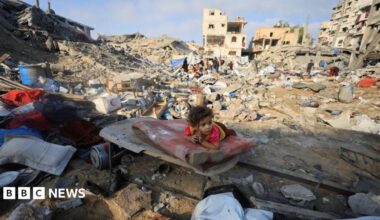 Hamas agrees to Trump's Gaza disarmament plan, official tells BBC, with Israel yet to comment