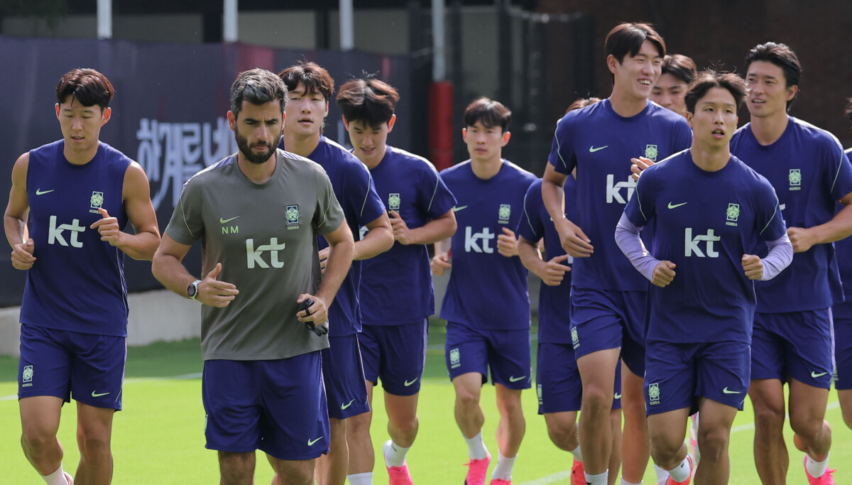Korea Football Association opens applications for interim national team coach