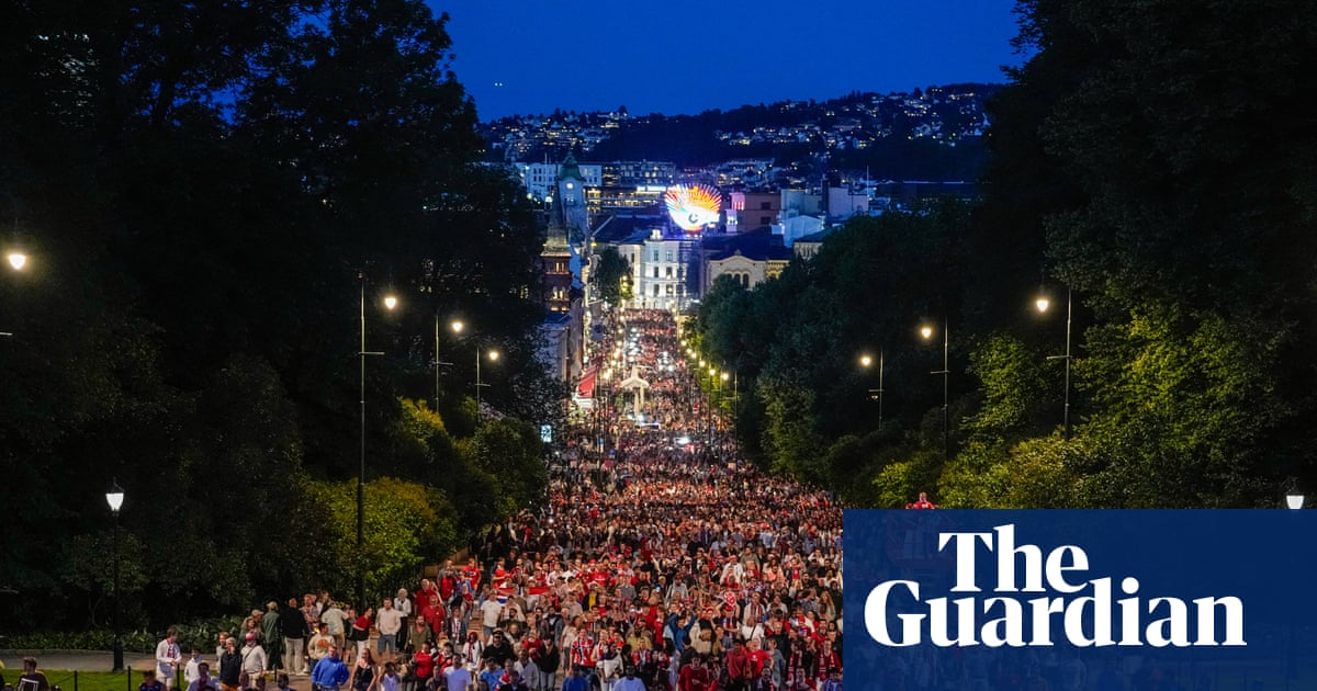 Norway’s crown prince joins thousands of fans in Oslo to celebrate historic World Cup win | Norway