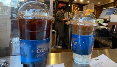 A coffee cup made of single-use plastic is pictured in use at a cafe in Seoul, Jan. 6, 2022. Yonhap