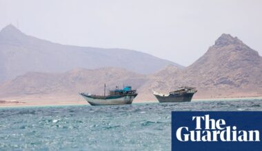 Houthis threaten to attack shipping tankers if they use Saudi Arabian ports on Red Sea | Houthis