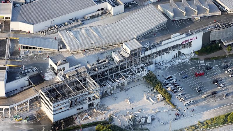 Live updates: Japan earthquake; Many people trapped in collapsed shopping mall