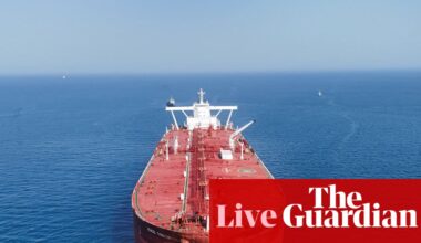 Oil jumps after Iran attempts ‘surprise attack’; chip stocks slump further as AI sell-off continues – as it happened | FTSE