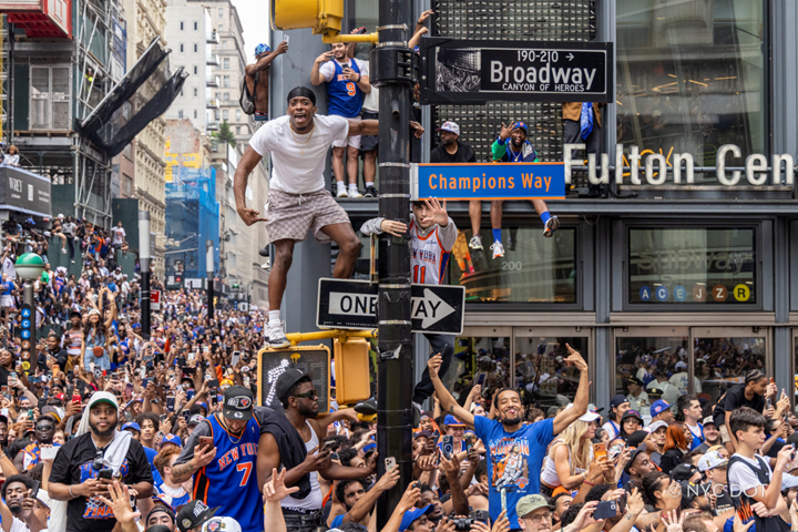 Official Knicks 'Champions Way' Signs Are Up for Auction