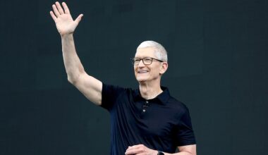 Apple reports fiscal third-quarter earnings