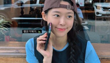 Seolhyun / Captured from her Instagram