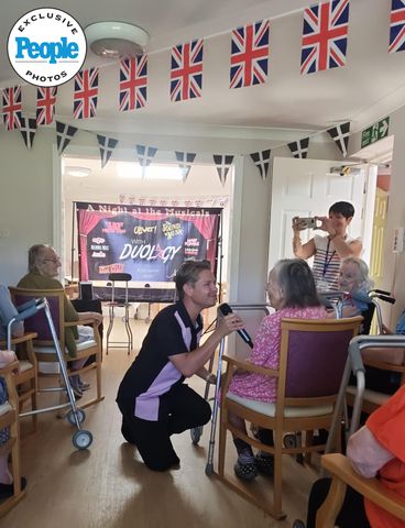 DuaneAJ performing.Credit: DuaneAJ, @thecarehomesinger