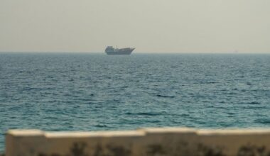 Live updates: Iran foreign minister in Oman to discuss Strait of Hormuz