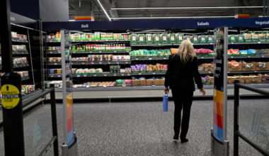 FILE PHOTO: Aldi grocery store to open in Midtown Manhattan