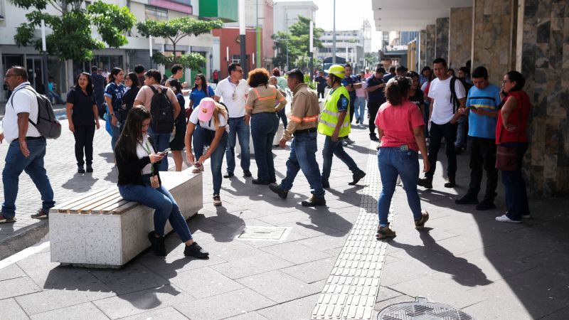 Mexico earthquake shakes Guatemala and El Salvador