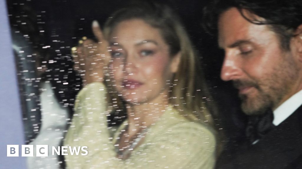 In pictures: Stars and fans celebrate Taylor Swift and Travis Kelce's wedding - BBC