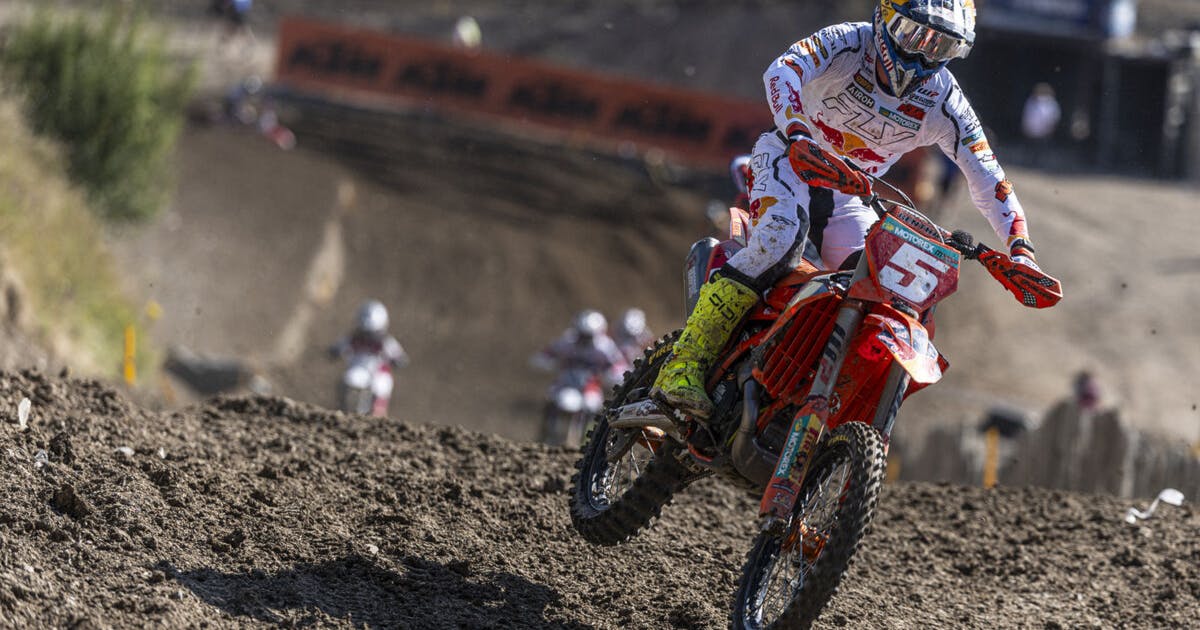 Watch: Saturday Crash Claims Lucas Coenen, and Ferruccio Zanchi's Massive Downhill Crash