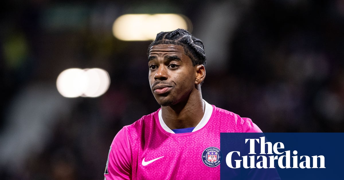 Sunderland close in on Dayann Methalie signing after Newcastle back off | Sunderland