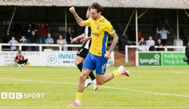Joe Hugill scored in the 93rd minute to help Kilmarnock defeat Elgin City