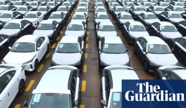 China’s economy grows at 4.3%, one of its lowest rates on record | Chinese economy