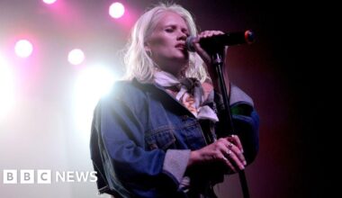 Party Rock Anthem singer Lauren Bennett dies aged 37 - BBC