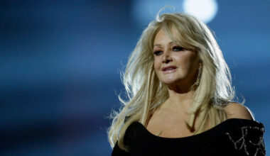 Bonnie Tyler Net Worth: How much was the late 75-year-old singer worth?