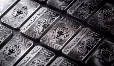Silver Falls Below $59 as Rate Hike Fears Outweigh Safe-Haven Buying - Article