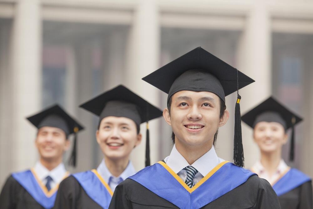Studying in the US, then returning to China (Photo: shutterstock) Studying in the US, then returning to China